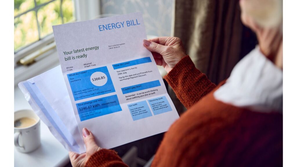 Energy Cost of Average American. American Data Proves Sustainable Living Is Affordable. #issustainablelivingaffordable #sustainablelivinginamerica #dataonsustainableliving #ecofriendlylivingcost 